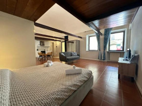 Center One Vercelli